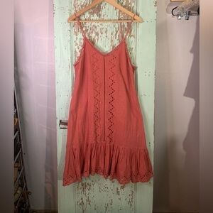 Women’s House of Harlow corral color spaghetti strap eyelet midi dress size S
